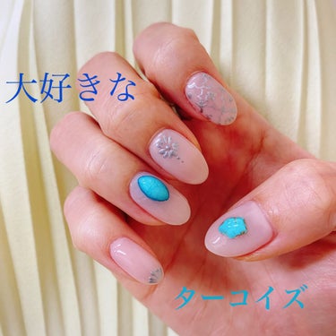 ネイルチェンジ💅

大好きな

ターコイズ×ピンク。

ターコイズは石で1番好きです。

そして、シルバーのアートでかっこよく✨

もう片手はゴールドとホワイトの大理石模様に💫

とってもお気に入り🤭
