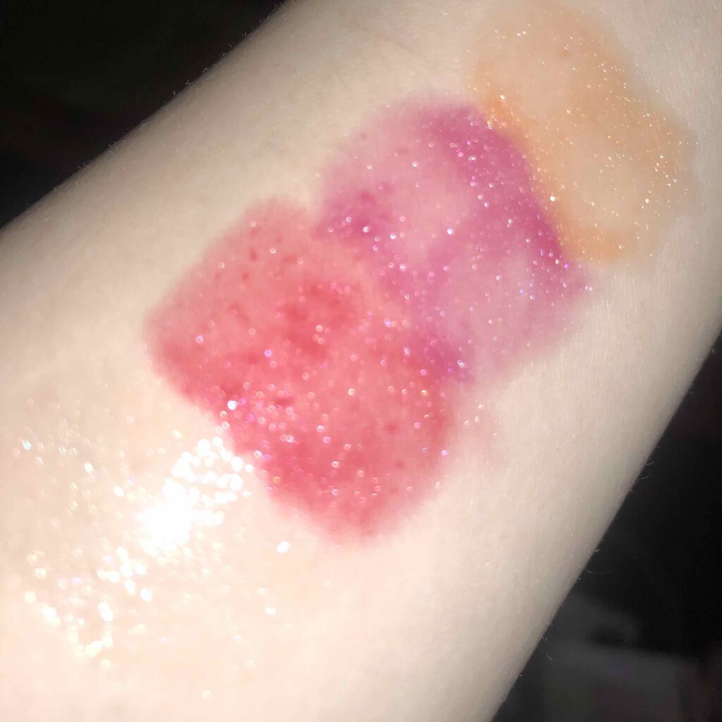 シャイニーリップグロス/More..Mi by momo/リップグロスを使ったクチコミ(2枚目)