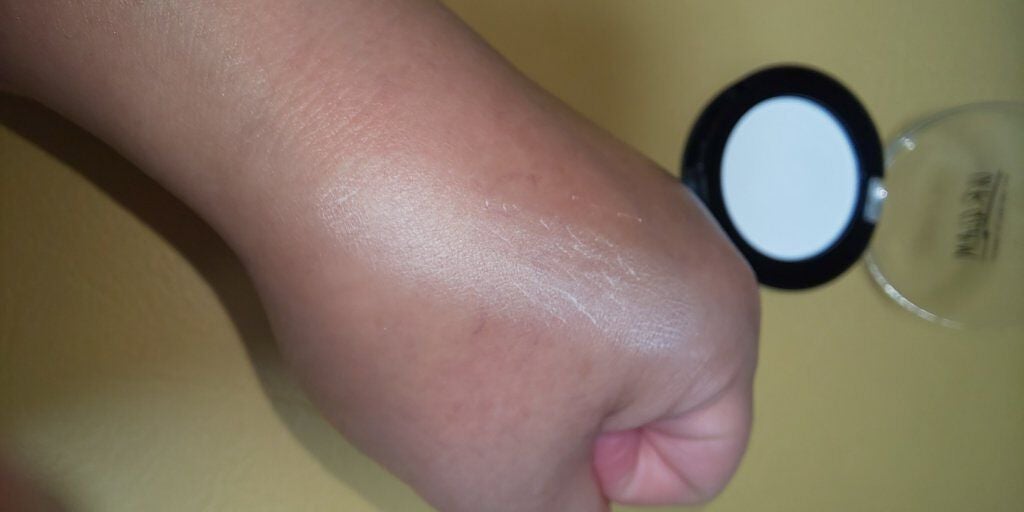 UR GLAM WHITE POWDER/U R GLAM/プレストパウダーを使ったクチコミ(5枚目)