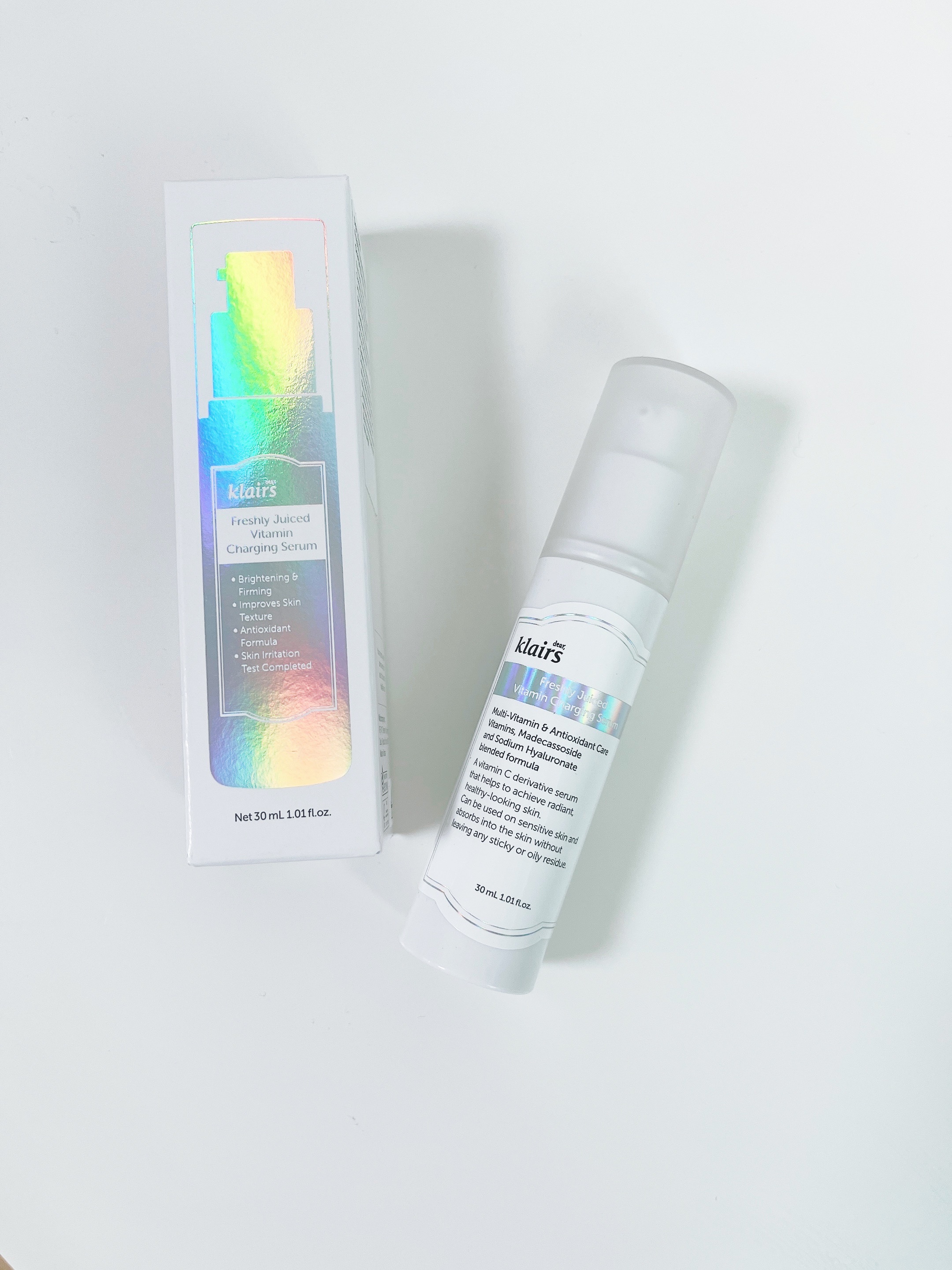 Klairs
フレッシュリージュースドビタミンチャージングセラム

クレアスから新発売されたビタミンセラム🍊

メイク前でも使いやすいベタつかないテクスチャーで日常使いしやすい( ⁎ᵕᴗᵕ⁎ )♡

ビタミン特有の匂いも気にならず、刺激も