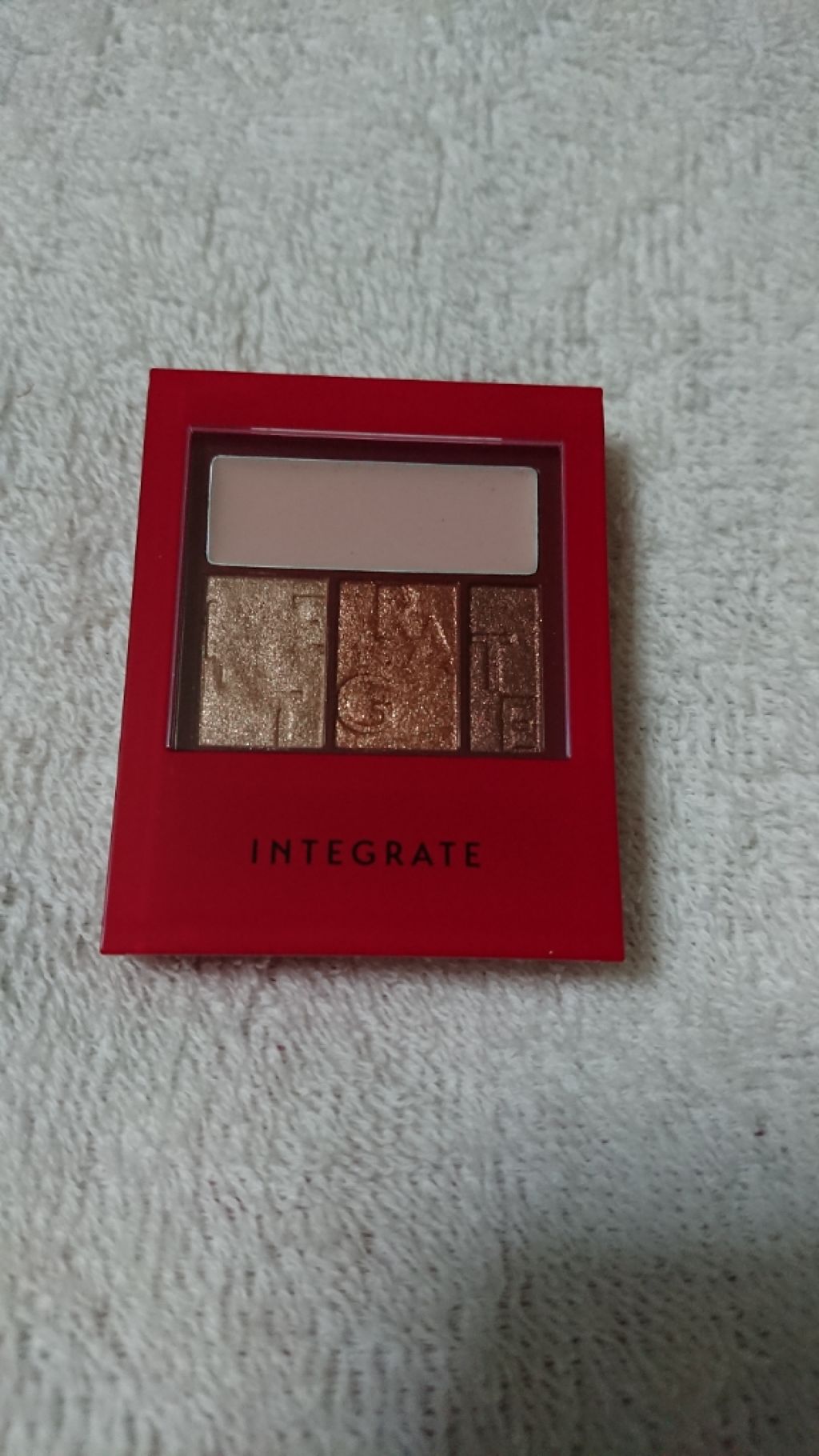 アクセントカラーアイズ CC/インテグレート/アイシャドウパレットを使ったクチコミ（1枚目）