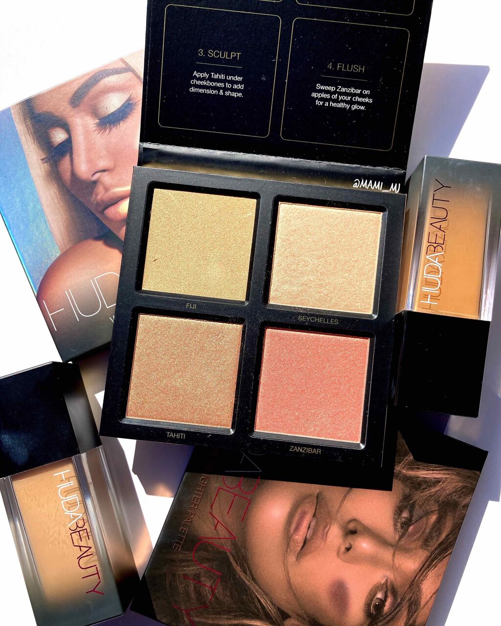 HUDA BEAUTY 3D HIGHLIGHTER PALETTE/Huda Beauty/パウダーハイライトを使ったクチコミ(1枚目)