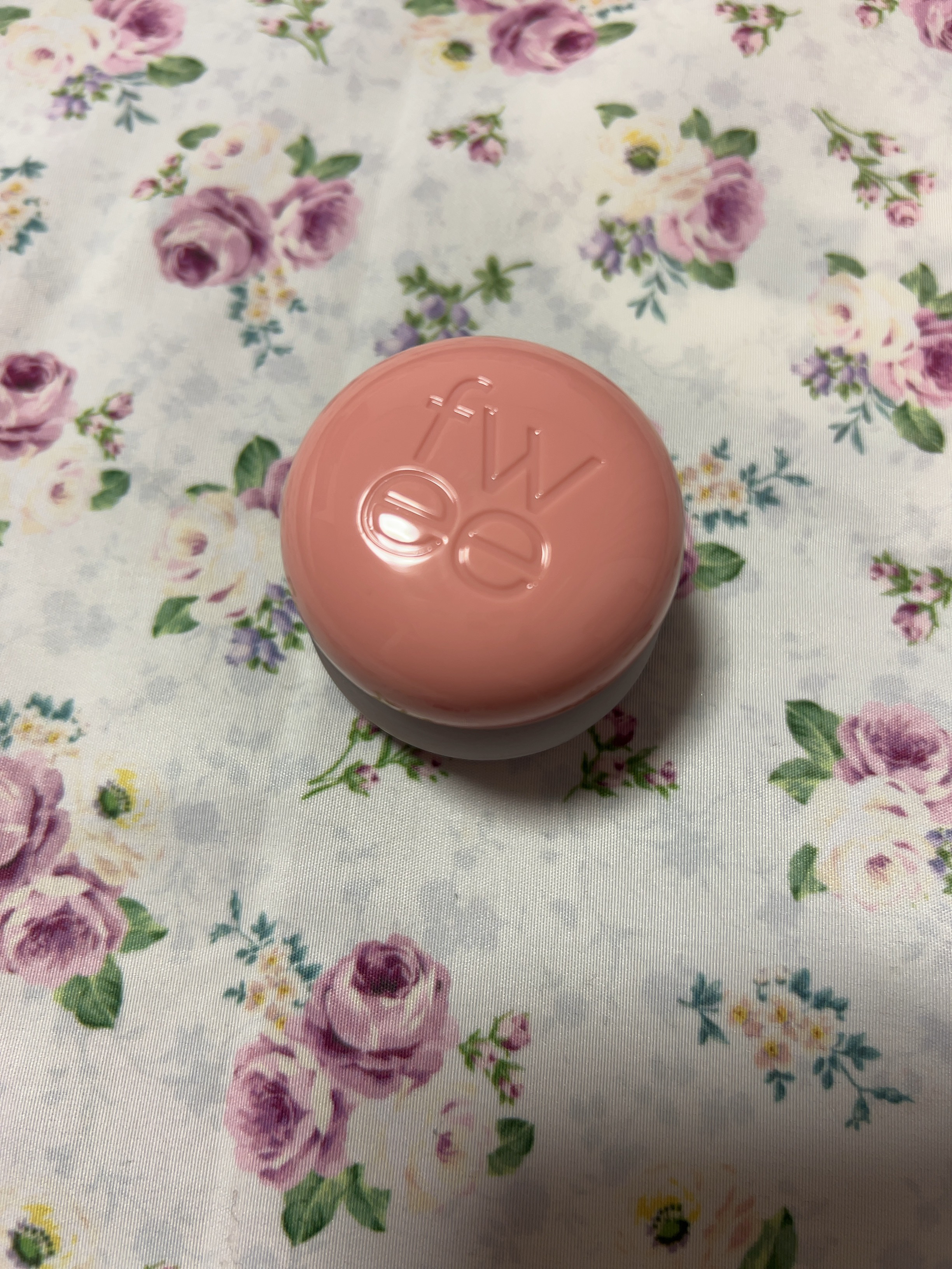 リップアンドチーク ブラーリープリンポット/fwee/口紅を使ったクチコミ（1枚目）