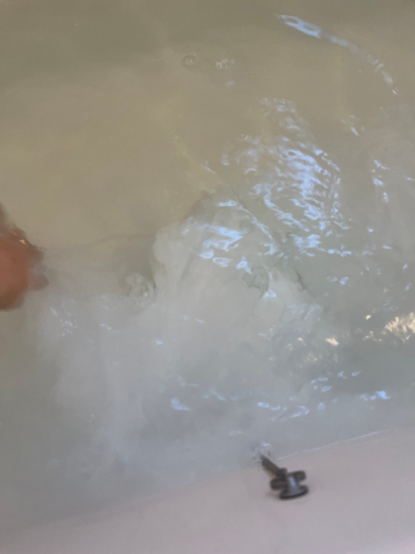 角層まで浸透する うるおいバスミルク ほのかでパウダリーな香り/ビオレu/保湿系入浴剤を使ったクチコミ(2枚目)