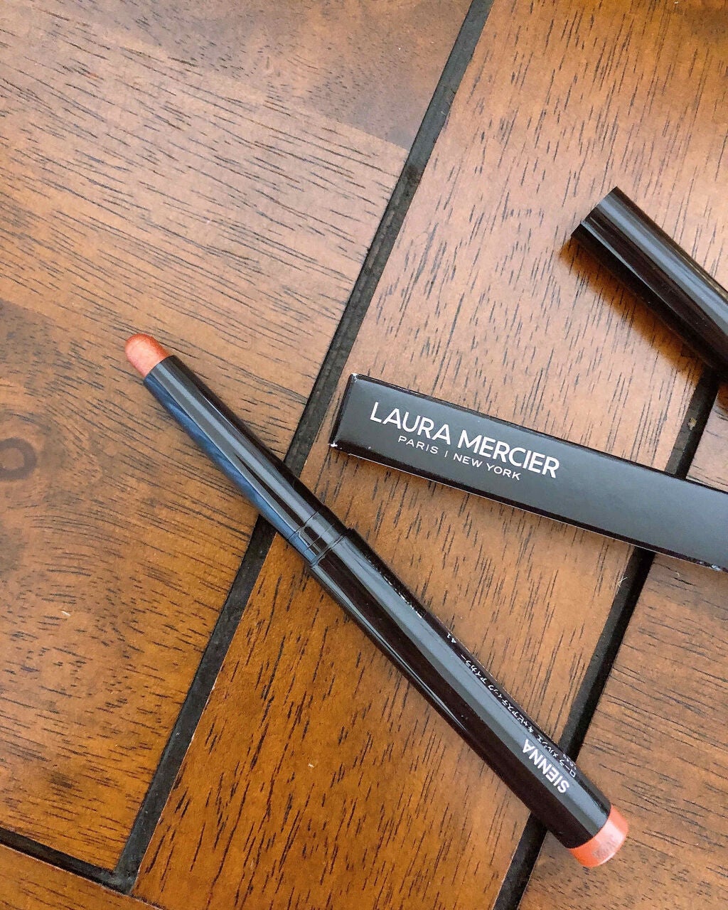 キャビアスティック アイカラー/ローラ メルシエ/スティックアイシャドウを使ったクチコミ(2枚目)