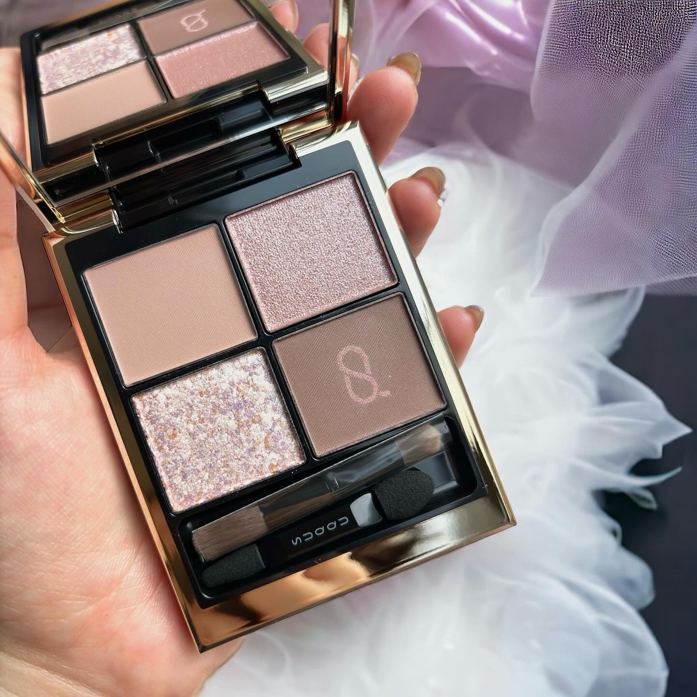 シグニチャー カラー アイズ/SUQQU/アイシャドウパレットを使ったクチコミ(8枚目)