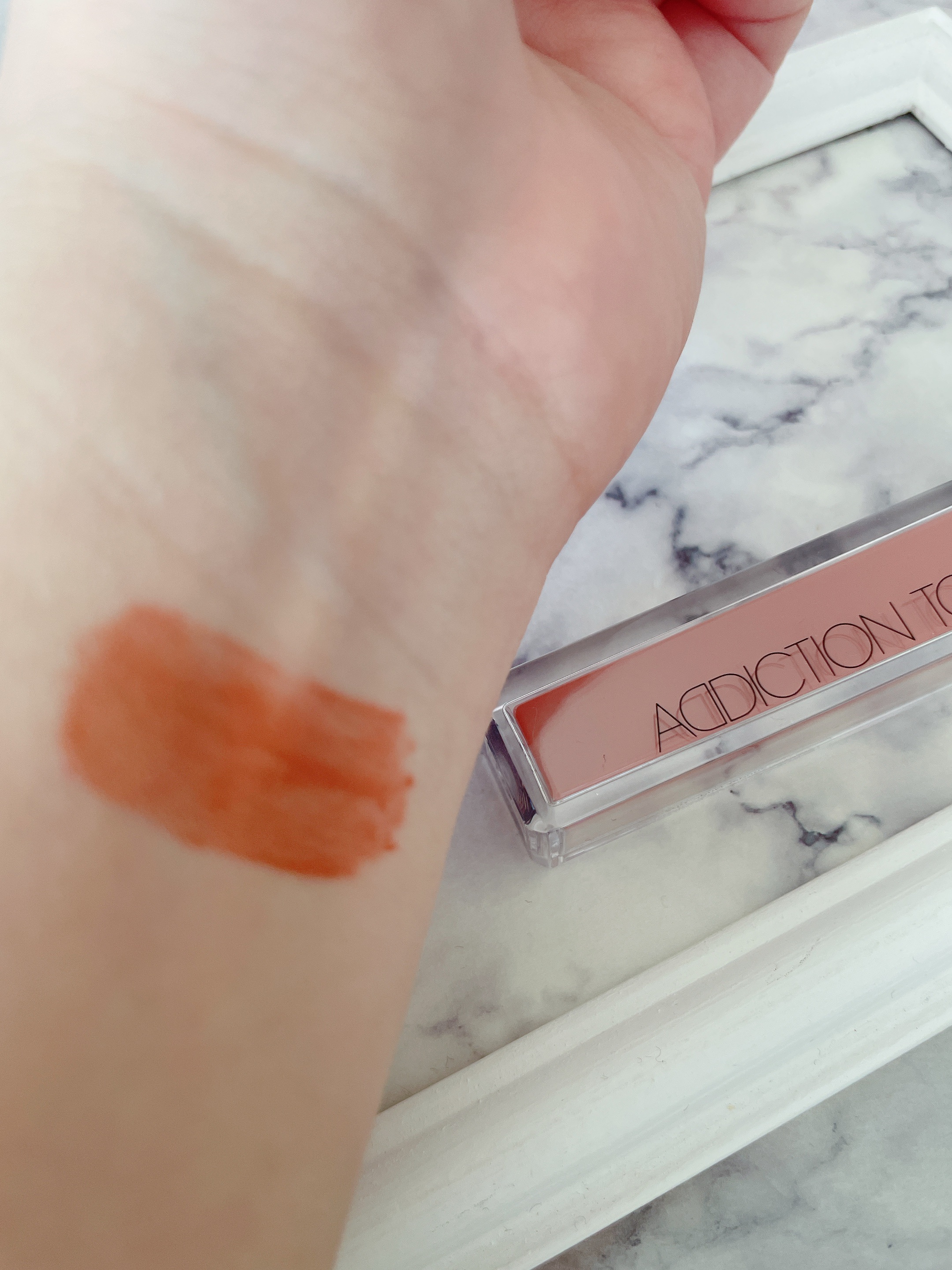 アディクション　リップ セラム ティント 002 Sunday Nude/ADDICTION/リップティントを使ったクチコミ（2枚目）