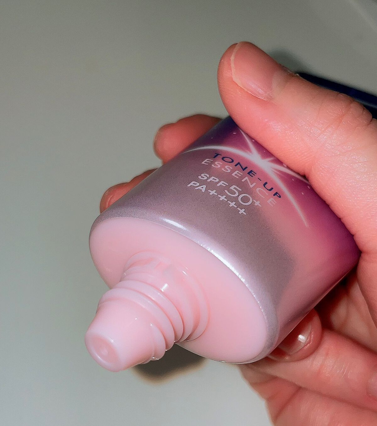 ニベアUV ディープ プロテクト＆ケア トーンアップ エッセンス/ニベア/日焼け止めローションを使ったクチコミ（3枚目）