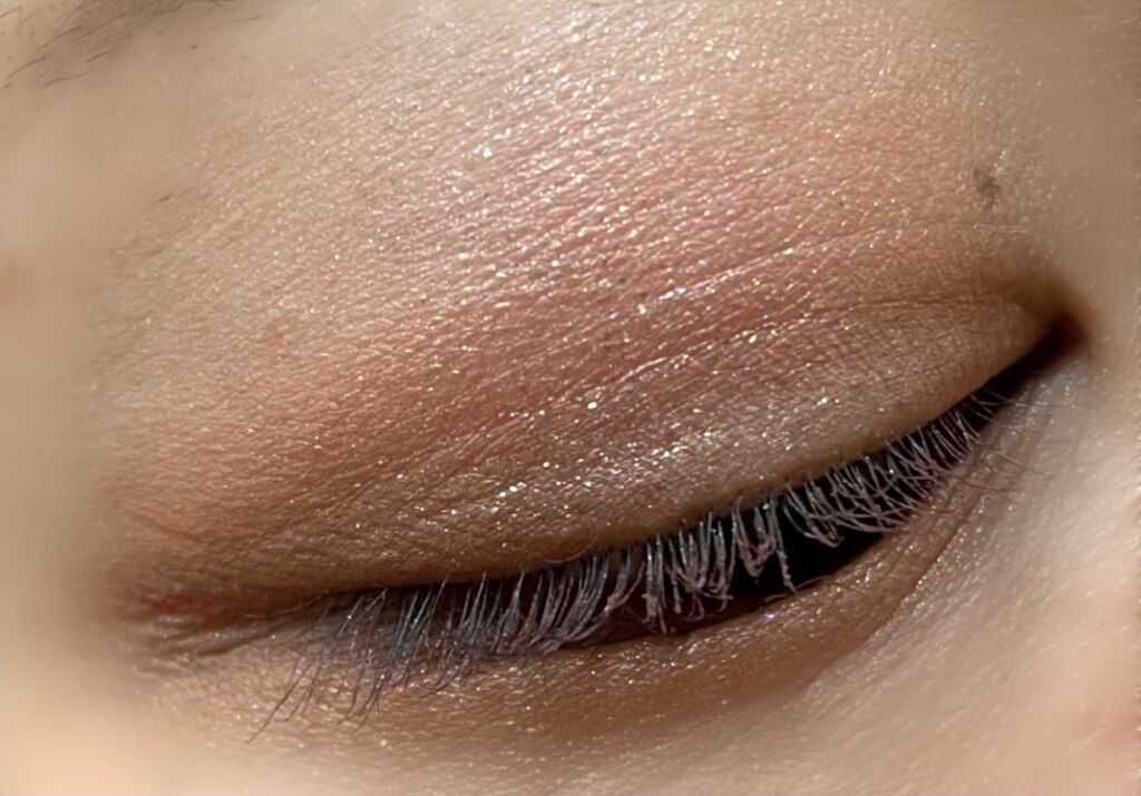 EYE OPENING LINER/UZU BY FLOWFUSHI/リキッドアイライナーを使ったクチコミ(4枚目)