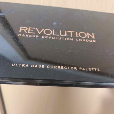 カラーコレクティング ウルトラ ベース コレクター パレット/MAKEUP REVOLUTION/パレットコンシーラーを使ったクチコミ（4枚目）