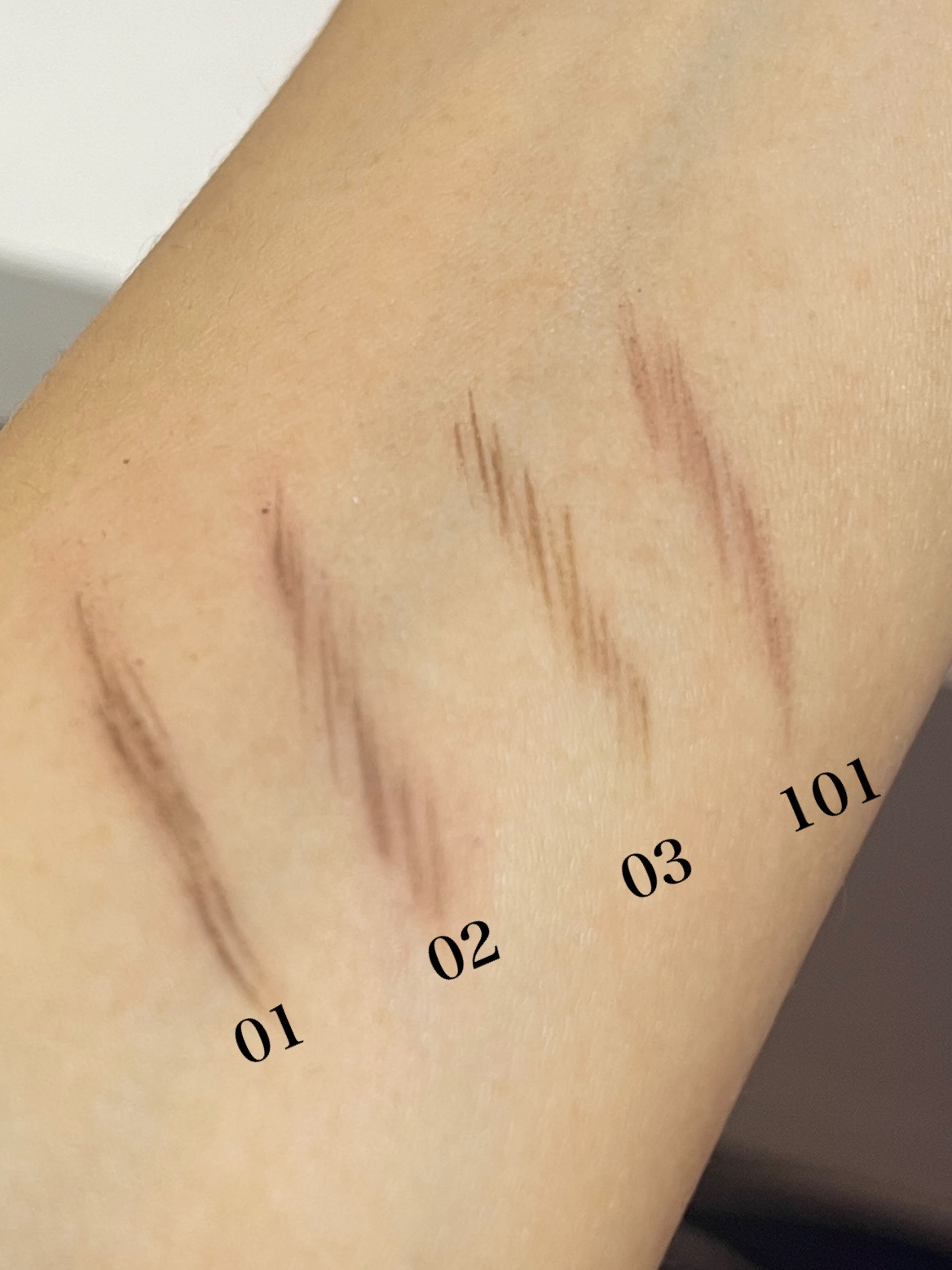 パウダリーアイブロウペンシル スリム/ミゼルエディ/アイブロウペンシルを使ったクチコミ（2枚目）