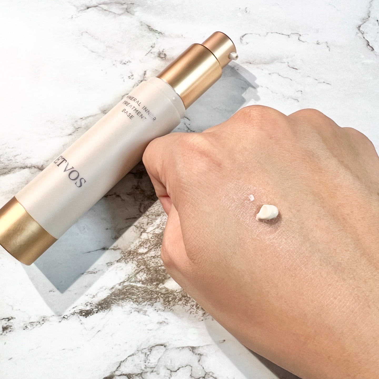 ミネラルインナートリートメントベース/エトヴォス/化粧下地を使ったクチコミ（2枚目）