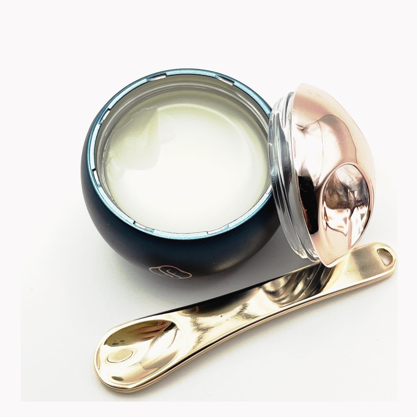 花潤参養リップバーム/花西子/リップバームを使ったクチコミ（2枚目）