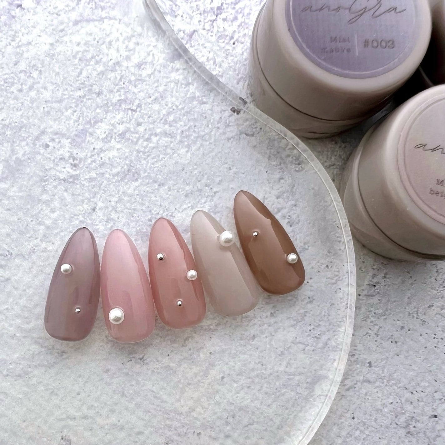 naomi on LIPS 「グラデーションがやりたくなるanoGra新色Mistserie..」(1枚目)