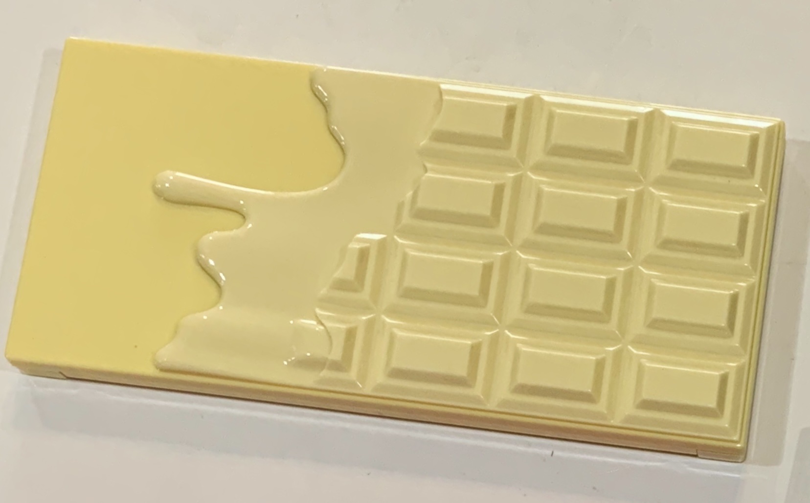 Wonder Palette White Chocolate/MAKEUP REVOLUTION/アイシャドウパレットを使ったクチコミ（2枚目）