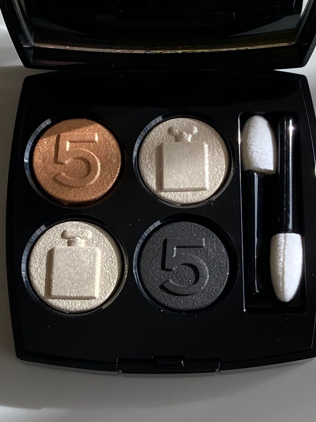 レ キャトル オンブル/CHANEL/アイシャドウパレットを使ったクチコミ(2枚目)