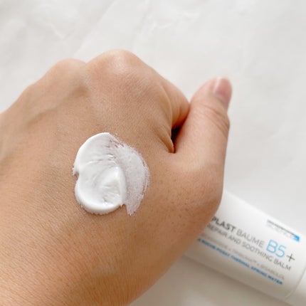 シカプラスト リペアクリーム B5+ /ラ ロッシュ ポゼ/フェイスクリームを使ったクチコミ(4枚目)