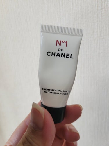 CHANEL クリーム N°1 ドゥ シャネル のクチコミ「サンプル消化しましたm(_ _)m
こっくりタイプのクリームでツノが立ちます🍦

最後まで使い.....」（1枚目）