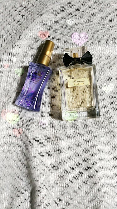 シェイリー フレグランスミスト フェアリーのクチコミ「
お気に入りの香りものを紹介します✴️


まず１つ目は写真右側のアマティアスの
香水です。
.....」（1枚目）