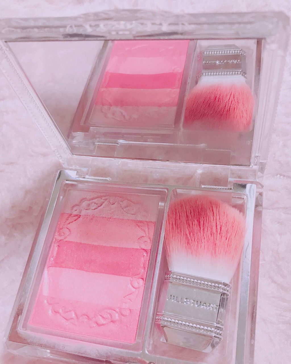 ブルーミングデュー オイルインブラッシュ/JILL STUART/パウダーチークを使ったクチコミ(2枚目)