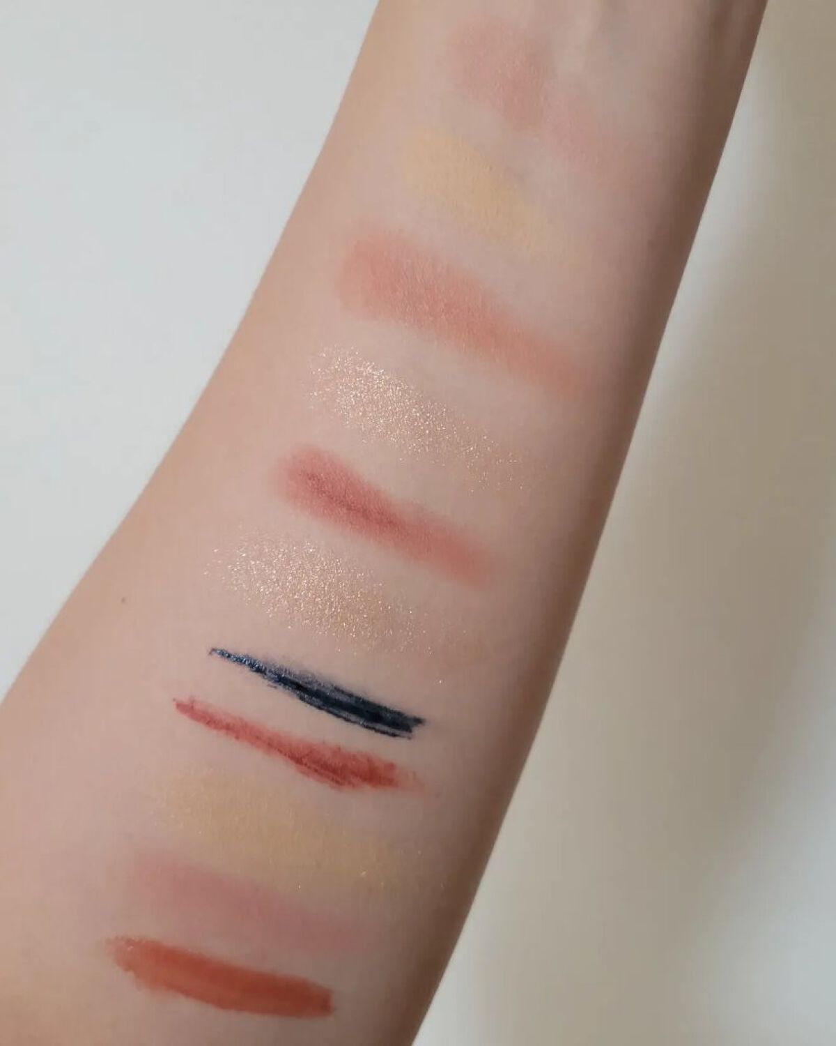 ムードインハンサーウォーターリキッドグロウ/hince/口紅を使ったクチコミ（3枚目）