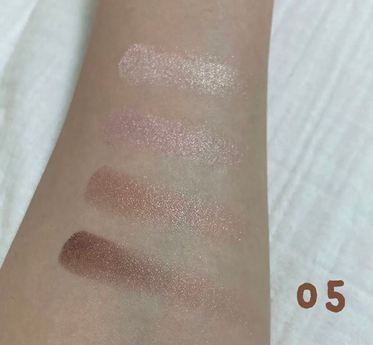 シルキースフレアイズ/キャンメイク/アイシャドウパレットを使ったクチコミ(5枚目)