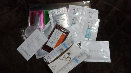 ユズ on LIPS 「都会に行ったのでお金を使ってきました💸SUQQUデザイニングカ..」(4枚目)