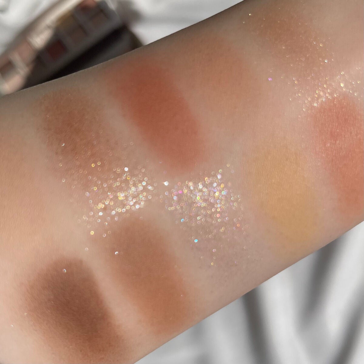 ニューデップスアイシャドウパレット/hince/アイシャドウパレットを使ったクチコミ(5枚目)