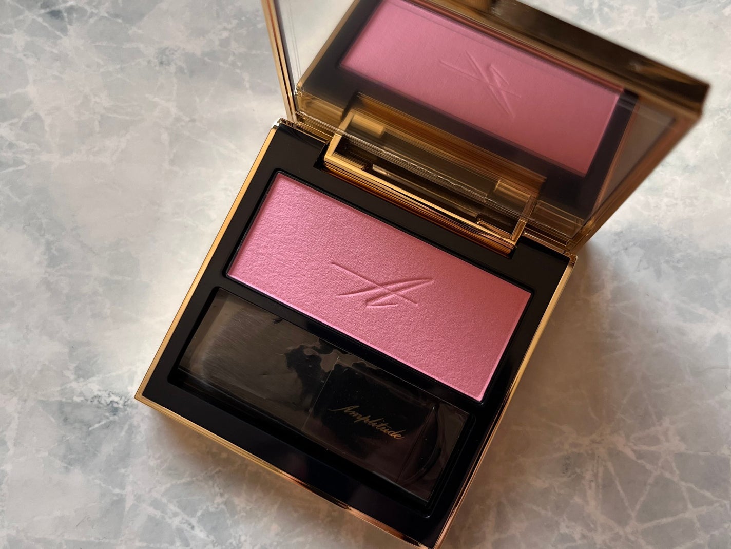 コンスピキュアス モノチークス/Amplitude/パウダーチークを使ったクチコミ(1枚目)