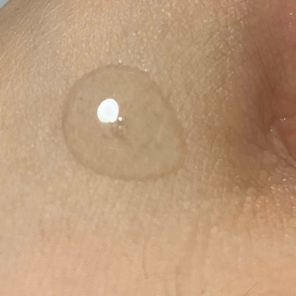 薬用しみ集中対策 プレミアム美容液/メラノCC/美容液を使ったクチコミ(2枚目)