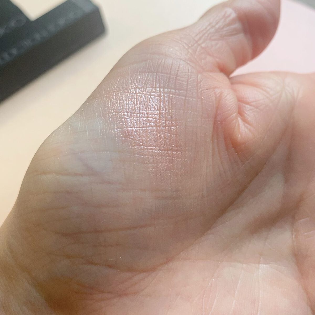 パールグロウニュアンサー/CEZANNE/パウダーハイライトを使ったクチコミ(4枚目)