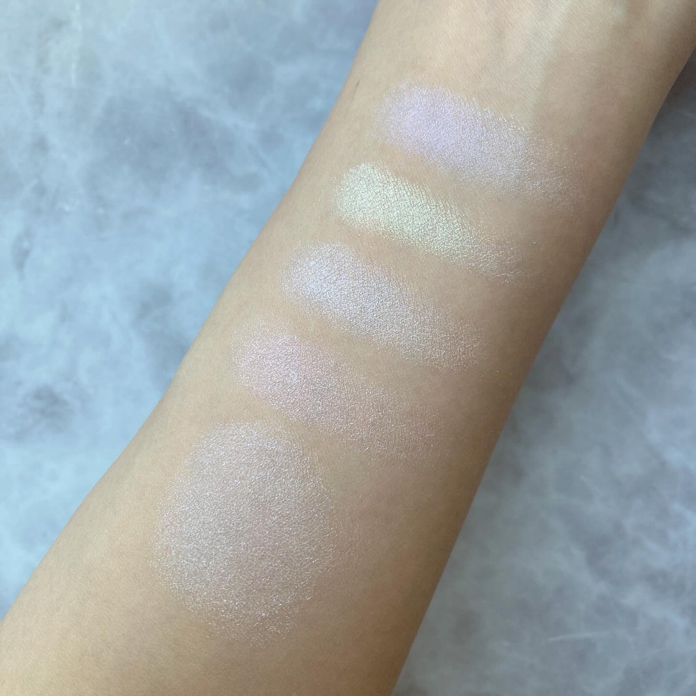 パールグロウハイライト/CEZANNE/ハイライト・シェーディングを使ったクチコミ(2枚目)