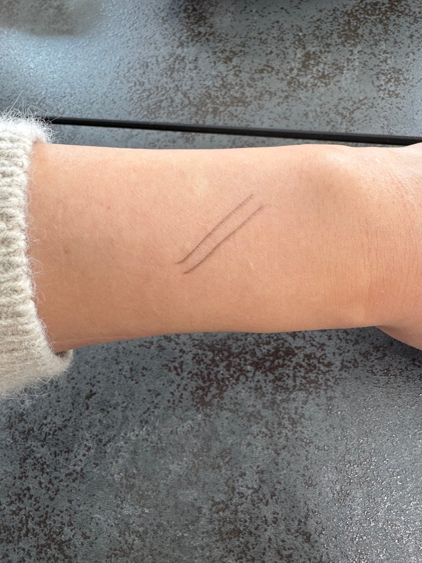 スーパーシャープライナーEX4.0/KATE/リキッドアイライナーを使ったクチコミ(2枚目)