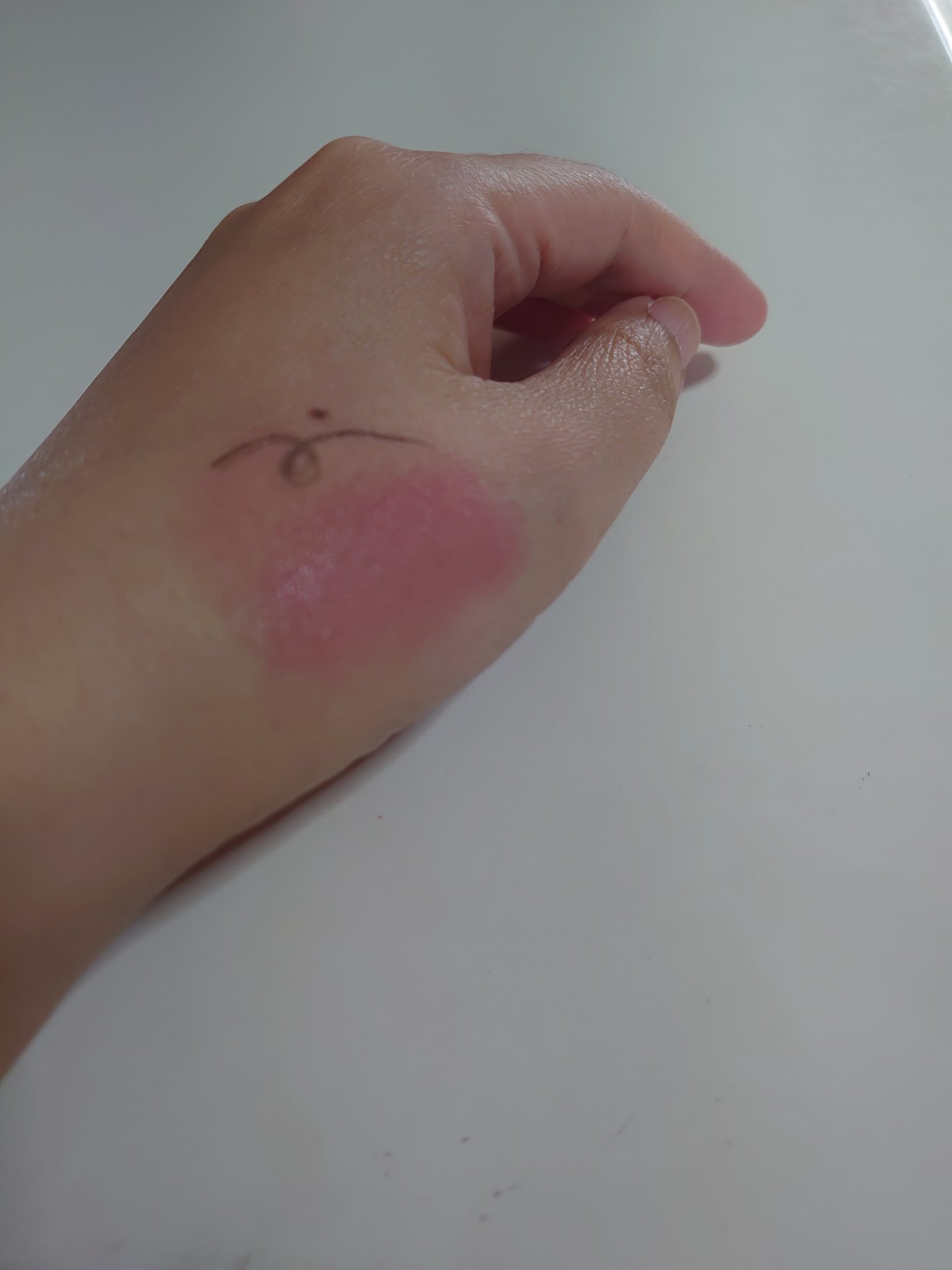 シーグラム カラーブルーム リキッドブラッシュ/SHEGLAM/リキッドチークを使ったクチコミ（2枚目）