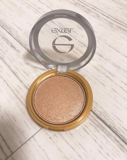 シャイニーシャドウ N/excel/単色アイシャドウを使ったクチコミ(2枚目)