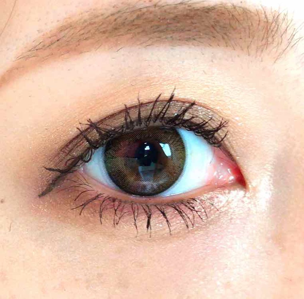 グリッター&グロウ リキッドアイシャドウ/stila/グリッターを使ったクチコミ（3枚目）