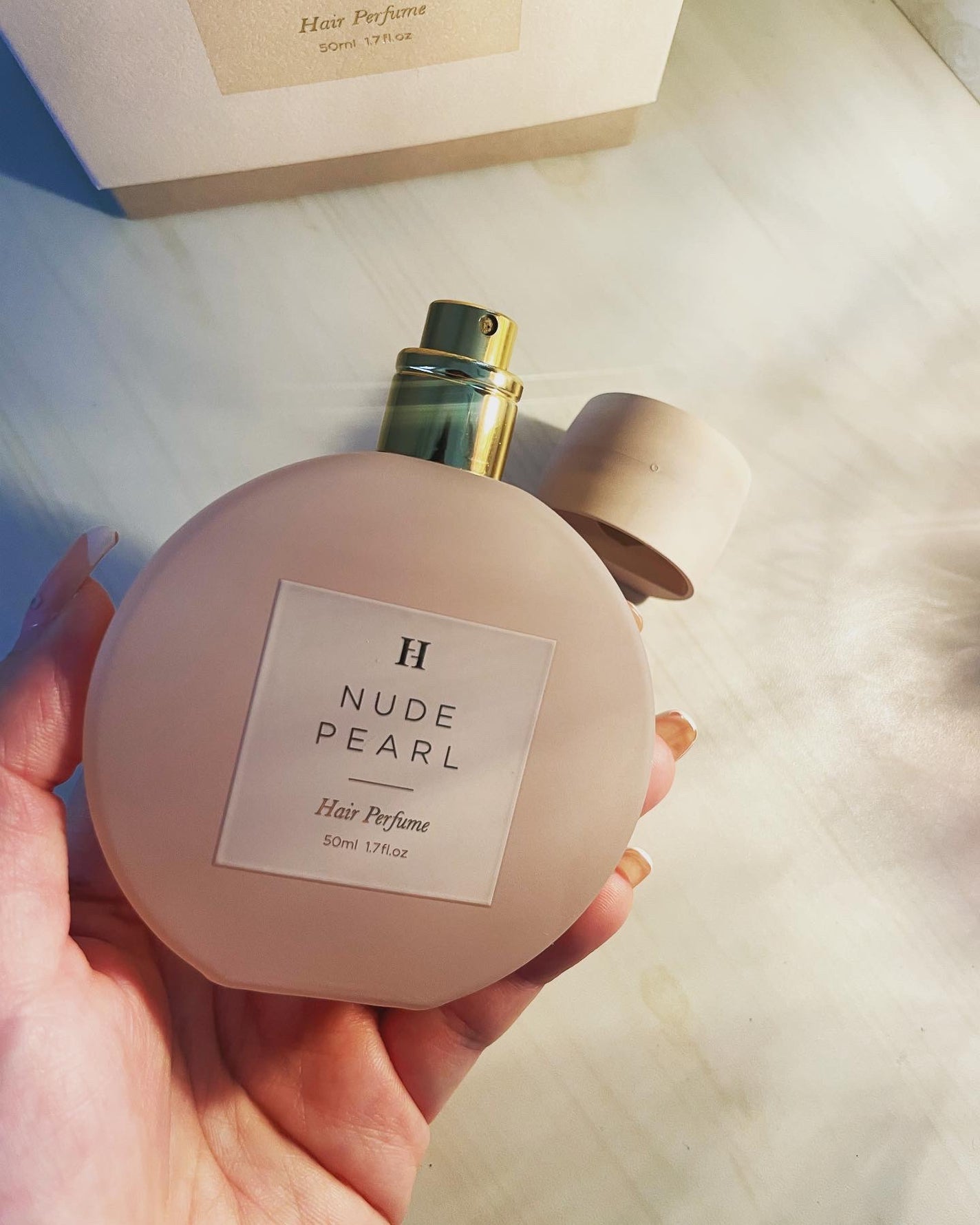 ヘアパフューム ヌードパール/Her lip to BEAUTY/ヘアミストを使ったクチコミ(2枚目)