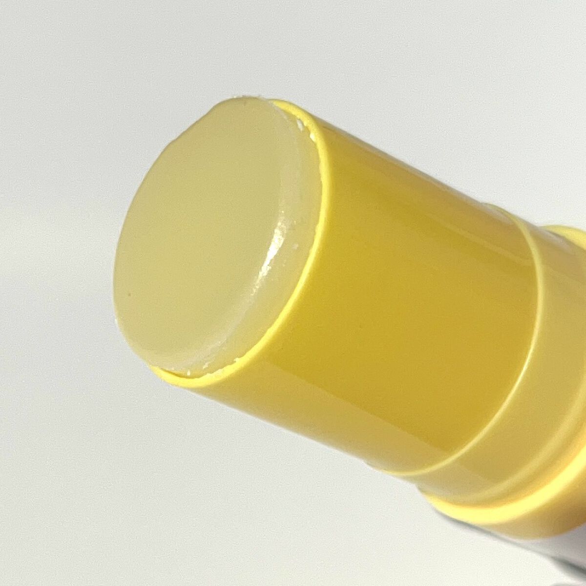 ゆずナイアシンダークスポットコレックティングスティック/SOME BY MI/美容液を使ったクチコミ（2枚目）