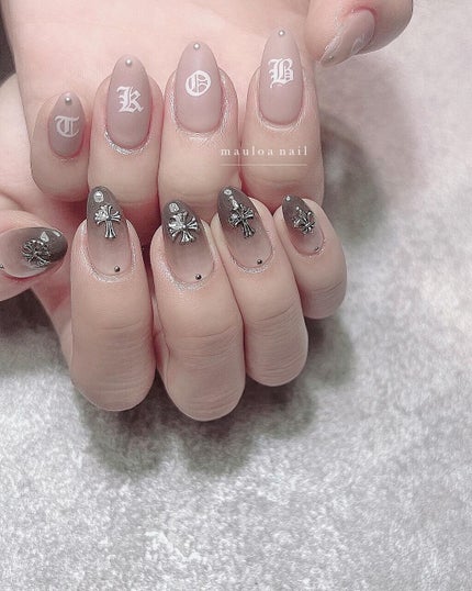 #ネイル,#月ネイル,#アートネイル,#海ネイル,#ミラーアートネイル,#アニマルネイル,#夏ネイル,#クロムハーツネイル,#オータムネイル,#ジュエリーネイル,#ミラーネイル,#手書きアートネイル,#イニシャルネイル,#ブラウンネイル,#オールドイングリッシュネイル,#秋ネイル,#天王寺ネイル,#マットネイルのネイルデザイン