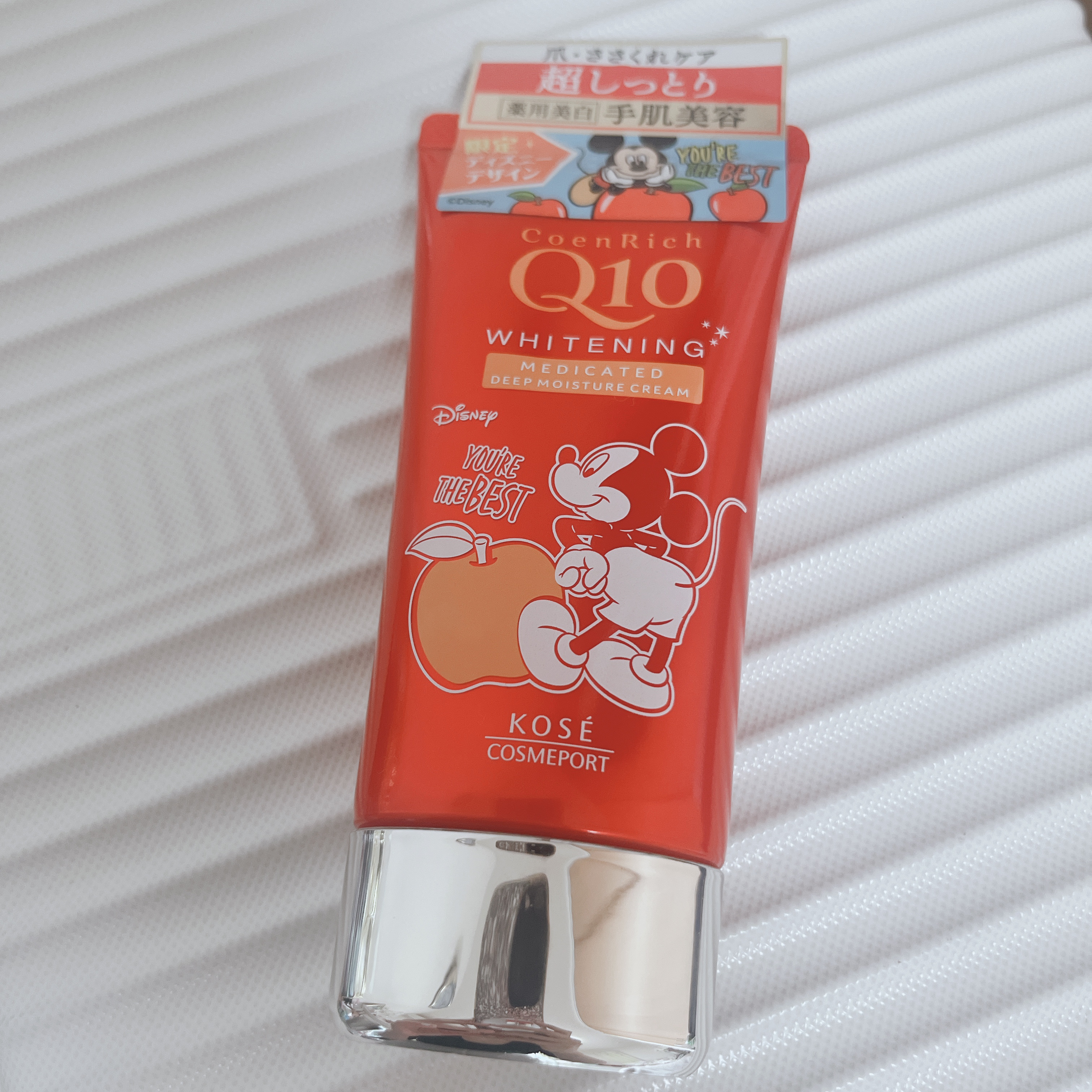 薬用ホワイトニング ハンドクリーム ディープモイスチュア Disney限定デザイン（80g）/コエンリッチQ10/ハンドクリームを使ったクチコミ（1枚目）