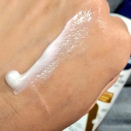 メディケイティッド センシティブケア ボディローション 美肌ケア【医薬部外品】/ヴァセリン/ボディローションを使ったクチコミ(3枚目)