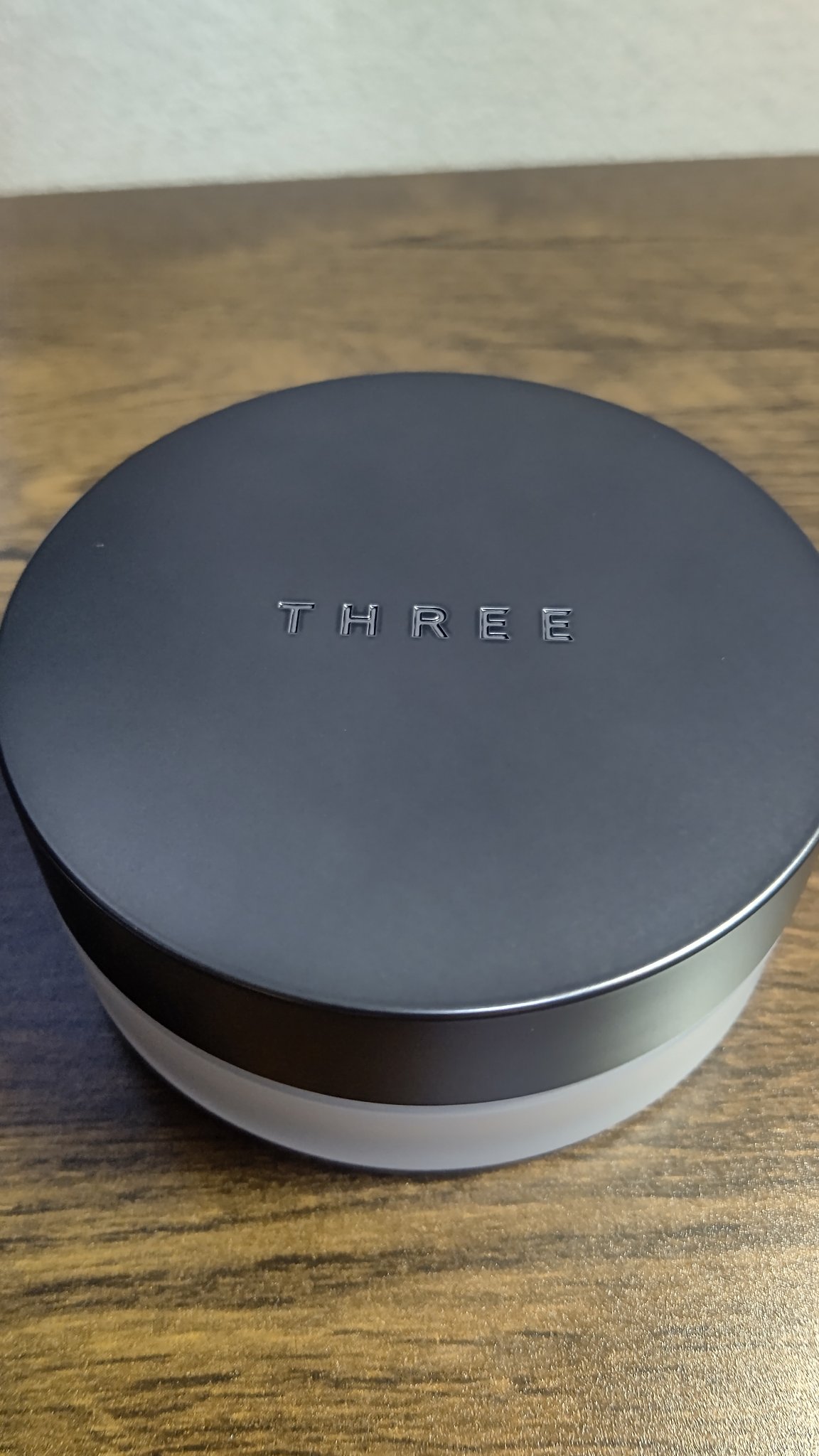 アドバンスドエシリアルスムースオペレーター ルースパウダー 02 グローマット/THREE/ルースパウダーを使ったクチコミ（1枚目）