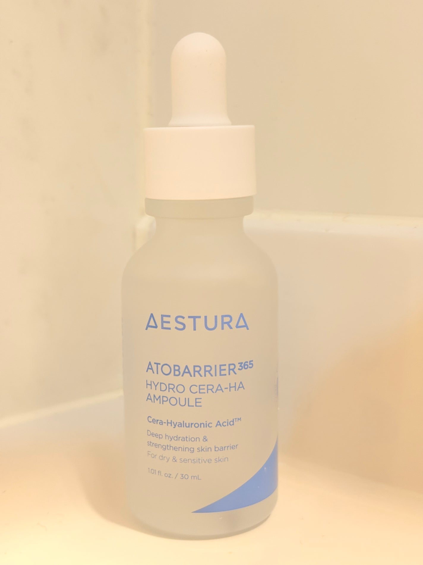 ayata*フォロバ100 on LIPS 「保湿クリームでお馴染みのAESTURAさんから保湿に期待できる..」(1枚目)