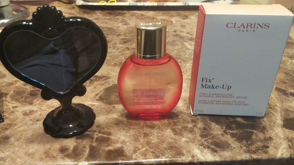 フィックス メイクアップ/CLARINS/ミスト状化粧水を使ったクチコミ（2枚目）