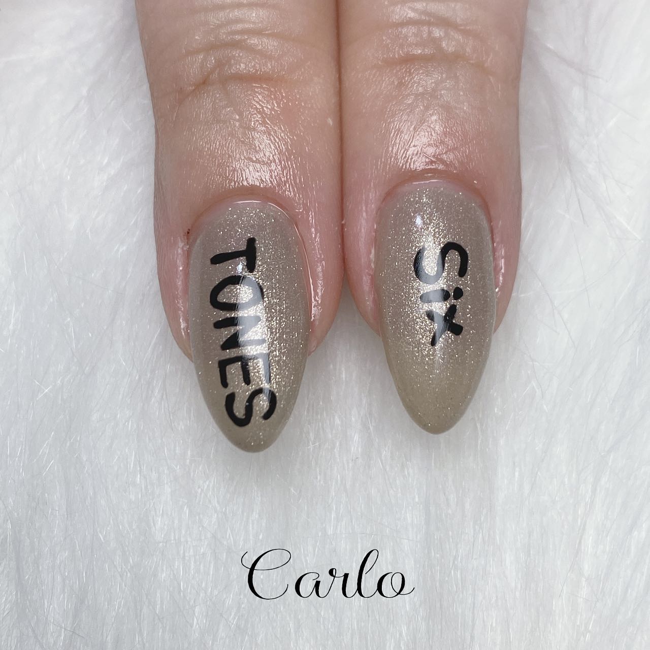 YUKA on LIPS 「【推しネイル】所沢市ネイルサロン|Carlo.推し活をLive..」(2枚目)