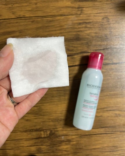 ビオデルマ サンシビオ エイチツーオー アイのクチコミ「マスカラやアイライナーもするっと落ちて使いやすいです🥺
アイライナーは猫目風にしっかりかくタイ.....」(3枚目)