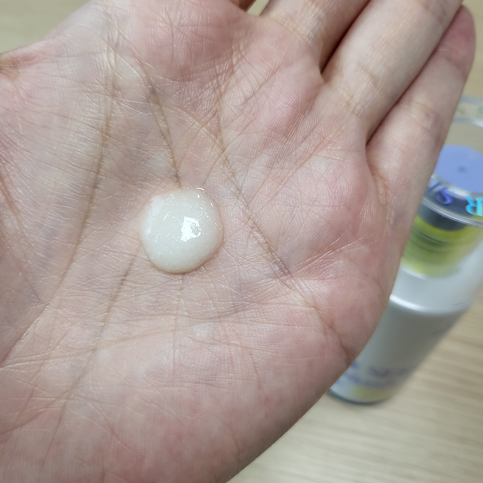 エスポア ウォータースプラッシュサンセラム/espoir/日焼け止めクリームを使ったクチコミ（2枚目）