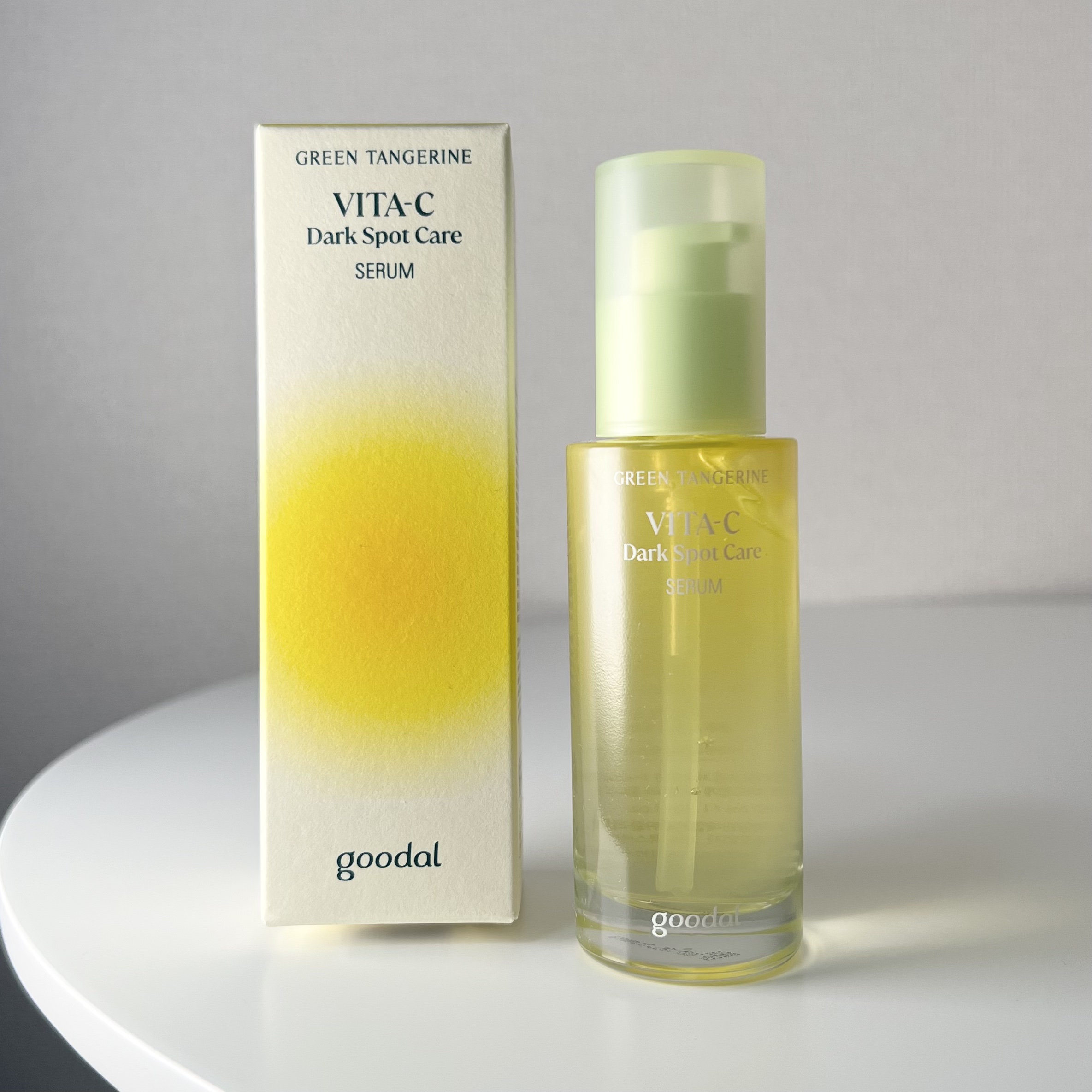 GOODAL
グリーンタンジェリンビタCダークスポットケアセラム

新鮮な青みかん成分を特殊な工法で抽出した、
青みかんセラム🍊✨
厳格な基準を満たした済州島無農薬青みかんを、グーダル独自のAir Bubble Brewing工法で抽出し