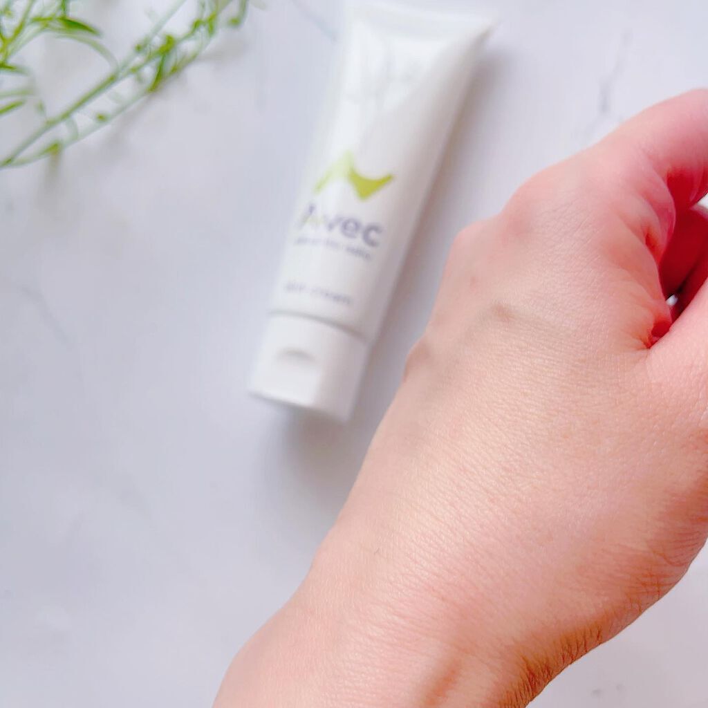 yocco on LIPS 「「Avec(アヴェック)スキンクリーム」お仕事をする上で 手を..」(5枚目)