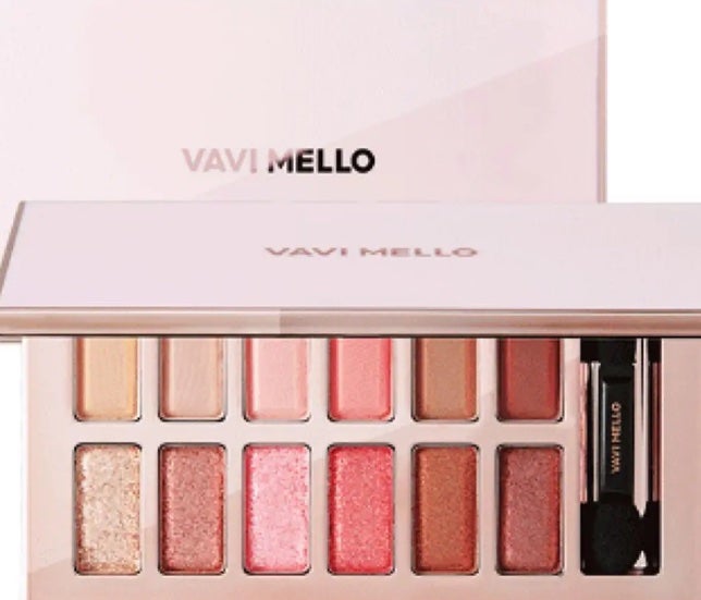 バレンタインボックス3ローズモーメント/VAVI MELLO/アイシャドウパレットを使ったクチコミ(1枚目)